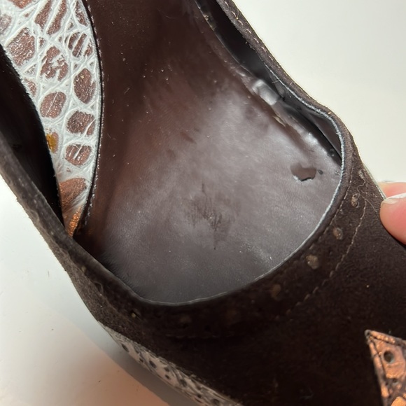 Suede with silver animal skin like design heels - Picture 8 of 8